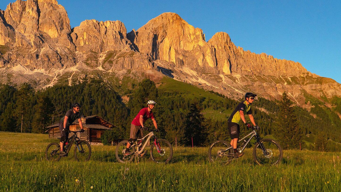 Mountainbiker Sonnenuntergang Rosengarten | © Ivan Goller