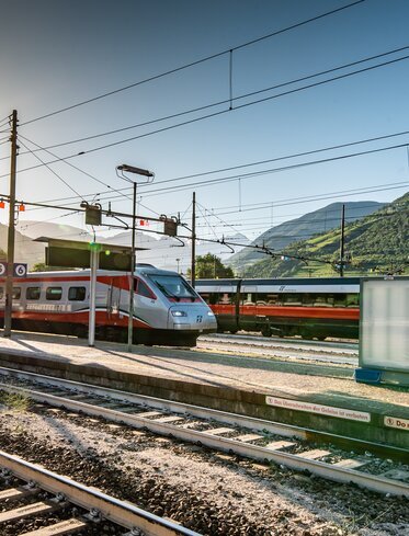 Train station Bozen - ICE | © IDM Südtirol-STA/Manuela Tessaro