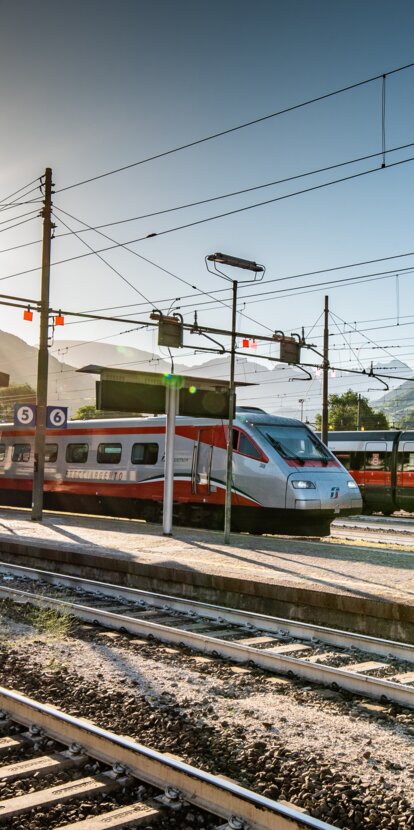 Zugbahnhof Bozen - Schnellzug | © IDM Südtirol-STA/Manuela Tessaro