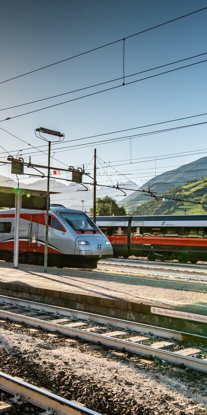 Train station Bozen - ICE | © IDM Südtirol-STA/Manuela Tessaro