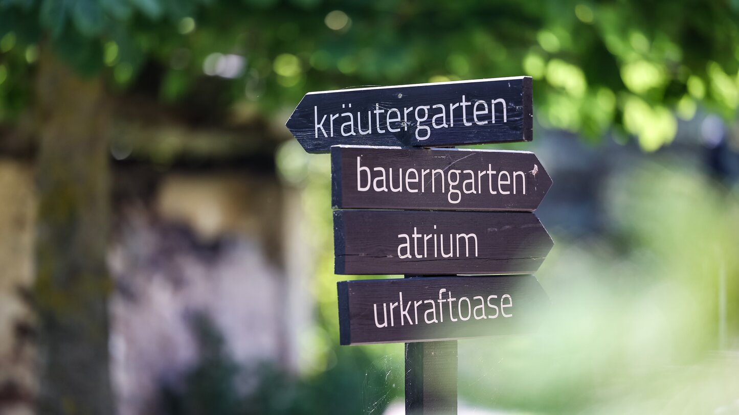 Wegschild Nachhaltigkeit | © Eggental
