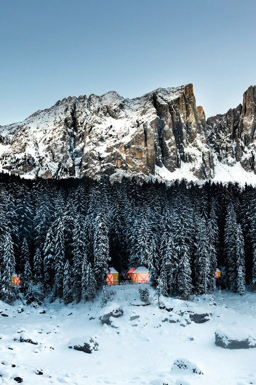 Huts Latemar mountain winter | © Armin Mair