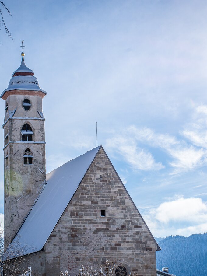 Pfarrkirche Deutschnofen im Schnee | © Alexandra Näckler