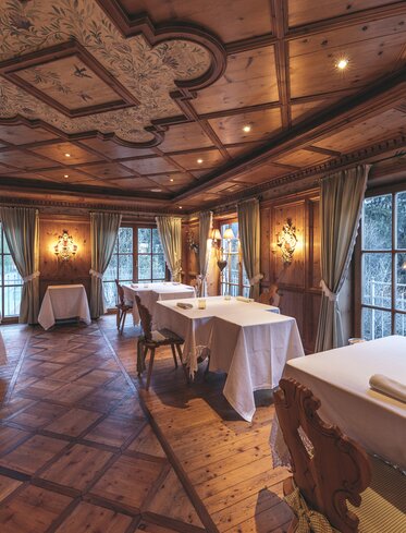 Salotto in legno Hotel Engel | © engel gourmet & spa/Christoph Schöch