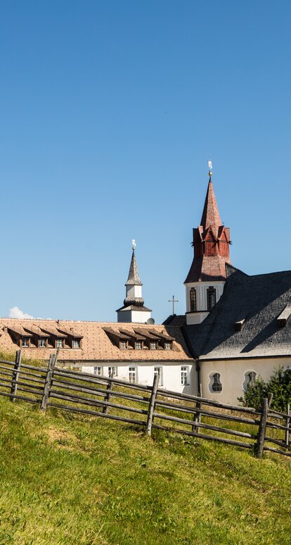 Kirche Maria Weissenstein Rückseite | © Eggental Tourismus/StorytellerLabs
