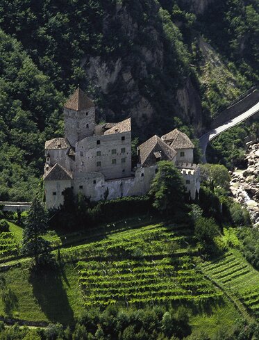 Castello di Cornedo, vecchia strada della Val d'Ega | © TV Steinegg