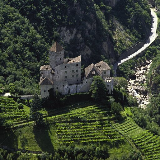 Castello di Cornedo, vecchia strada della Val d'Ega | © TV Steinegg