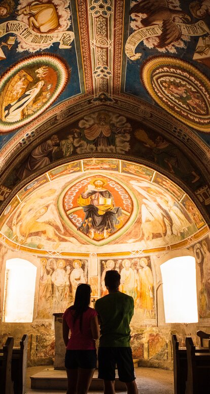 Frescoes St. Helena Church Deutschnofen | © StorytellerLabs