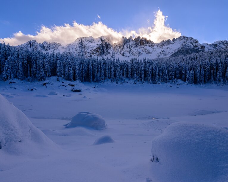 Lake Carezza Latemar winter snow | © Valentin Pardeller