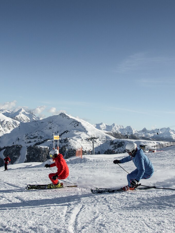 Due sciatori sulla pista Pala di Santa - Obereggen | © Paolo Codeluppi