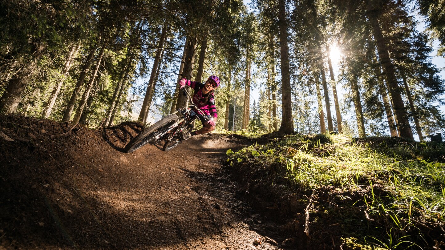Downhiller sul Carezza Biketrail | © Harlad Wisthaler