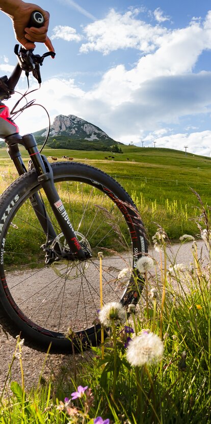 E-bike corno biancio tramonto | © Jens Staudt