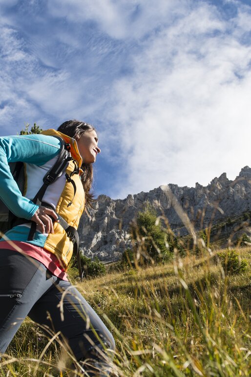 Herbstwandern unterm Latemar | © Helmuth Rier