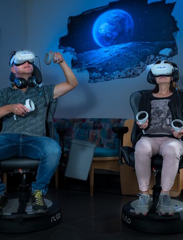 Visitors Virtual Reality Corner Steinegg Tourist Office | © Armin Mair (Indio)