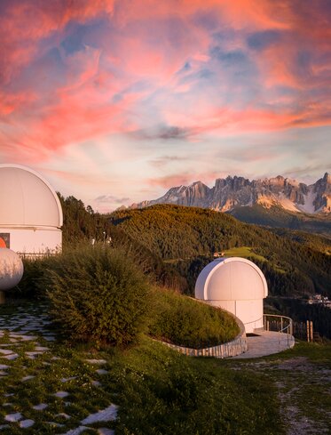 Tramonto, cielo sopra il Latemar, osservatorio stellare e solare | © TV Steinegg/Armin Mair (Indio)