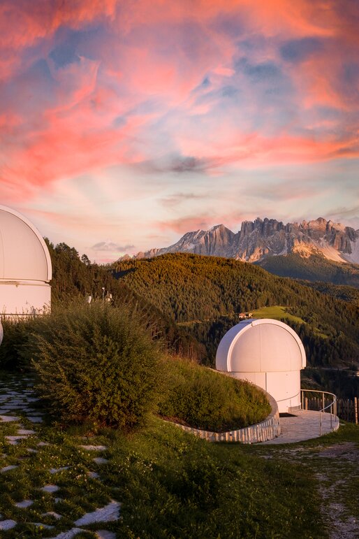 Tramonto, cielo sopra il Latemar, osservatorio stellare e solare | © TV Steinegg/Armin Mair (Indio)