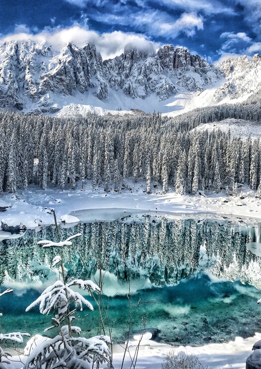 Lago di Carezza - Lago Arcobaleno neve fresca | © Alexandra Näckler