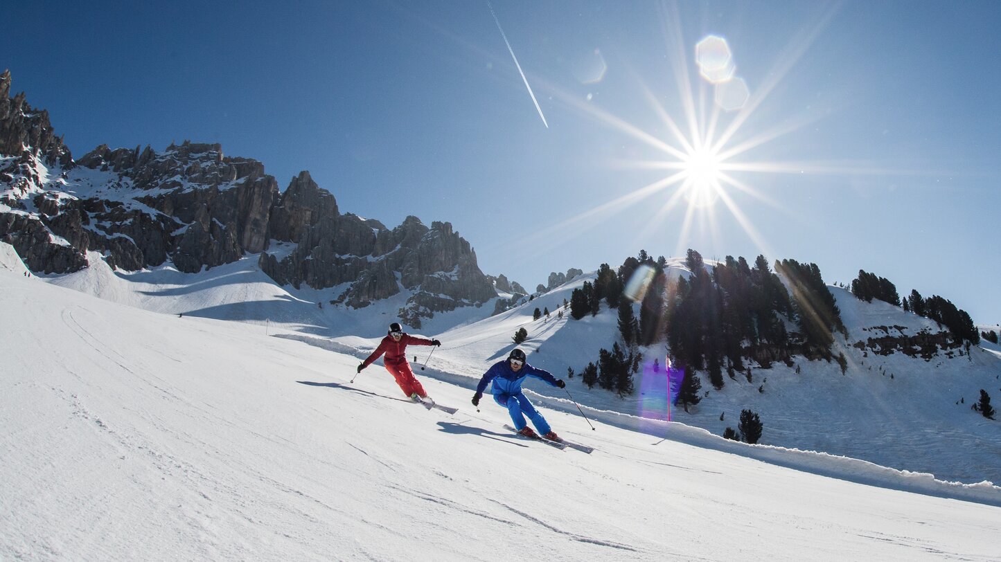 skier mountains winter sun | © Ph. Harald Wisthaler