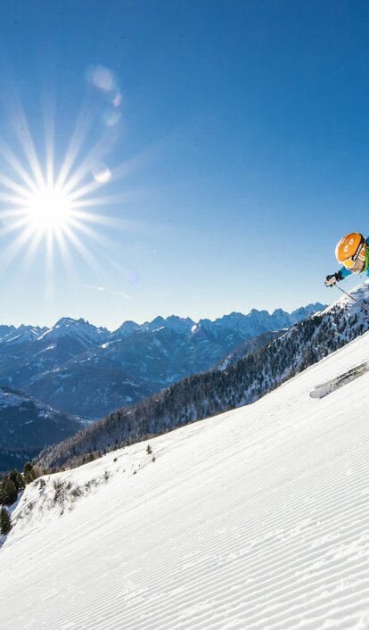 skier mountains winter sun | © Ph. Federico Modica