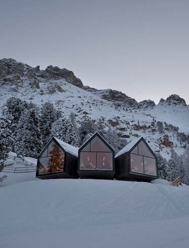 alpine hut mountains winter | © Ph. Mads Mogensen